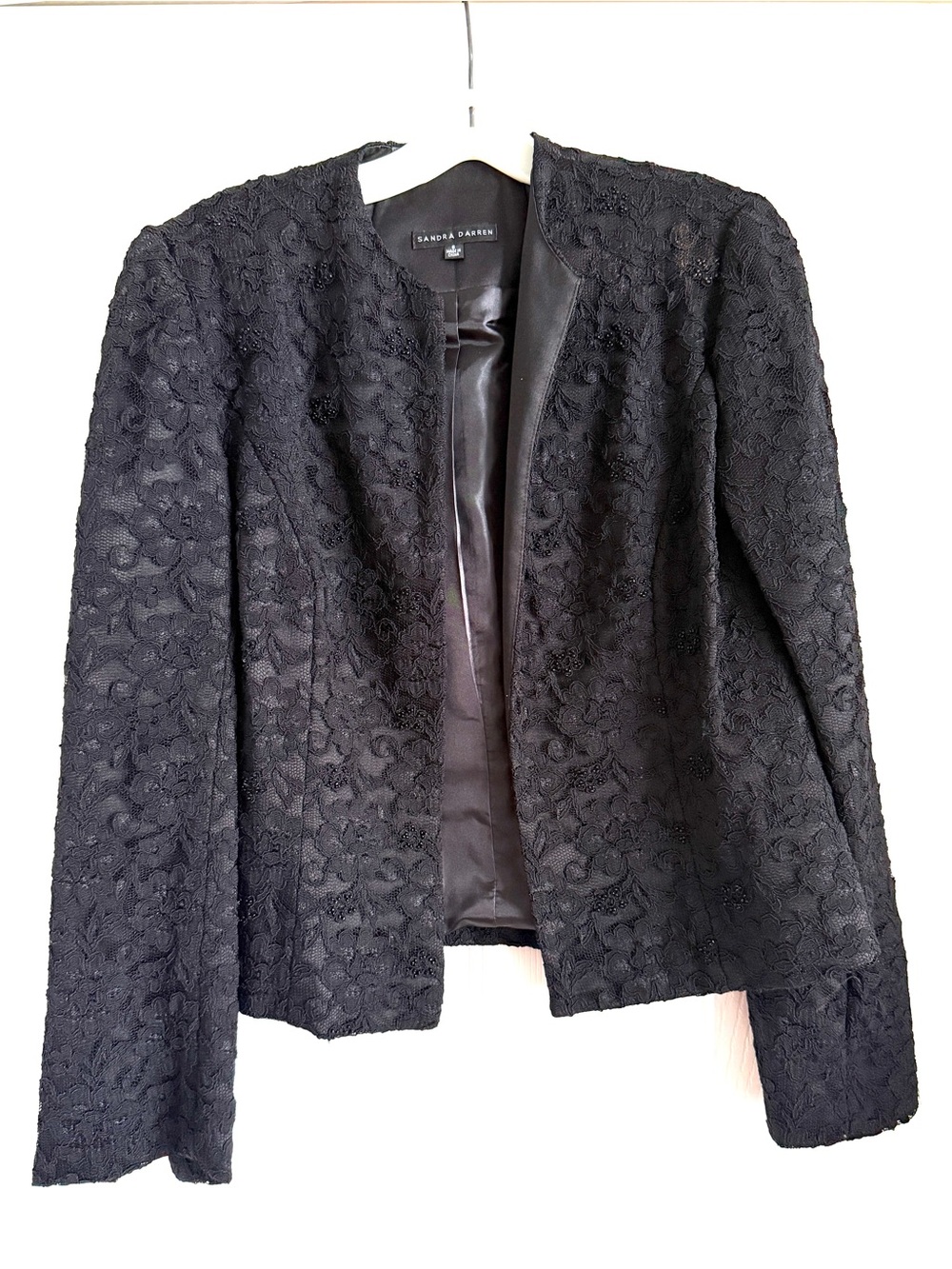 Sandra Darren Black Lace Overlay Open-Front Jacket